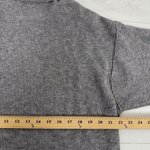 Free People Softly Structured Tunic Oversized Sweater Size S Gray Turtleneck - Picture 11 of 15